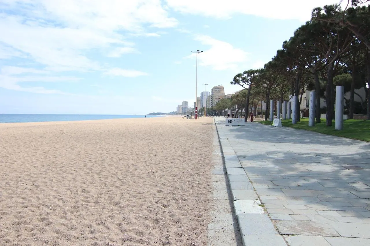 Stay U-Nique Apartments Platja d'Aro  0*,  España